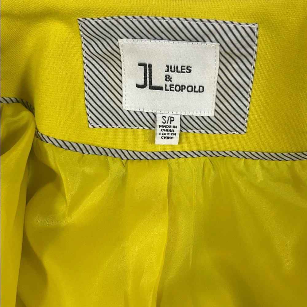 SET jacket and Top - Picture 9 of 15